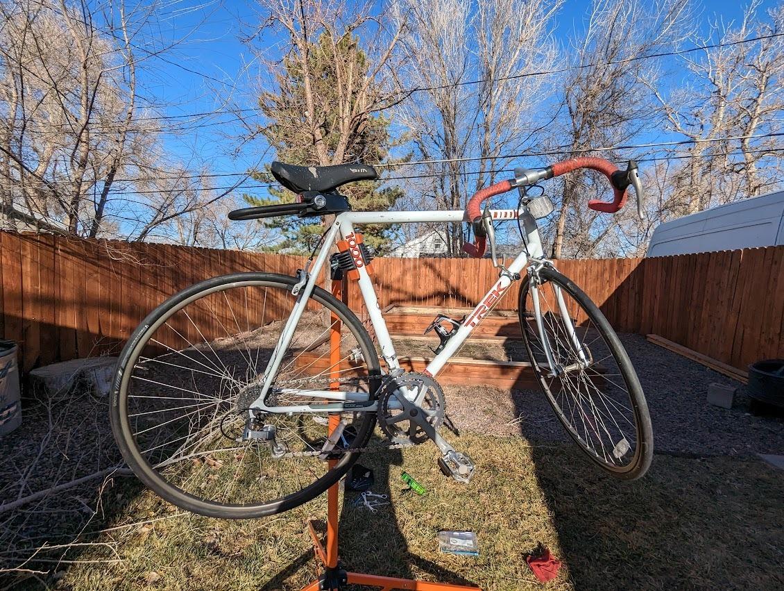 1989 Trek 1000 White