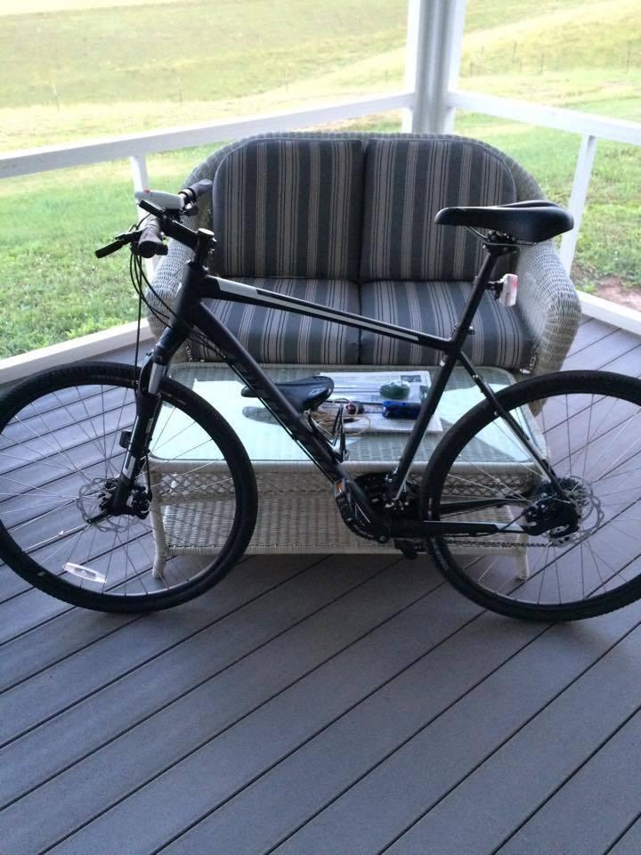 2015 Specialized Crosstrail Disc Black and White