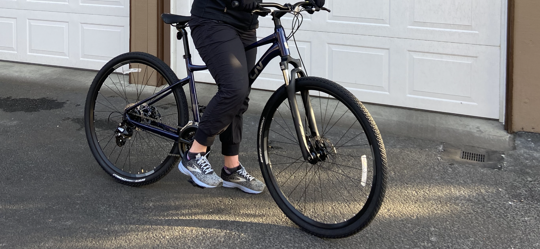 2021 Giant Rove 4 DD-GU M Midnight Blue