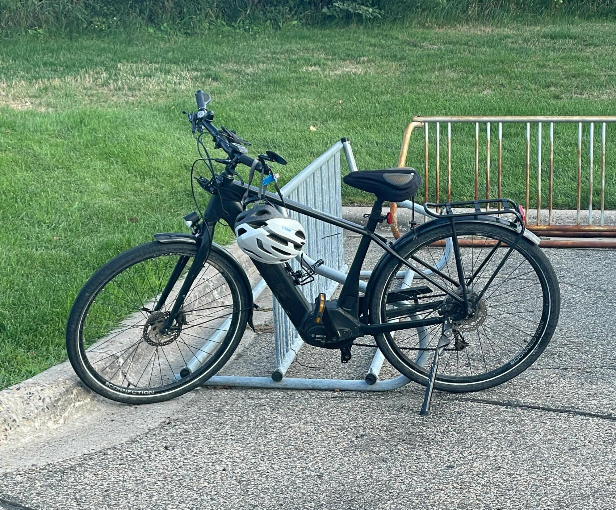 2020 Trek ebike Blue