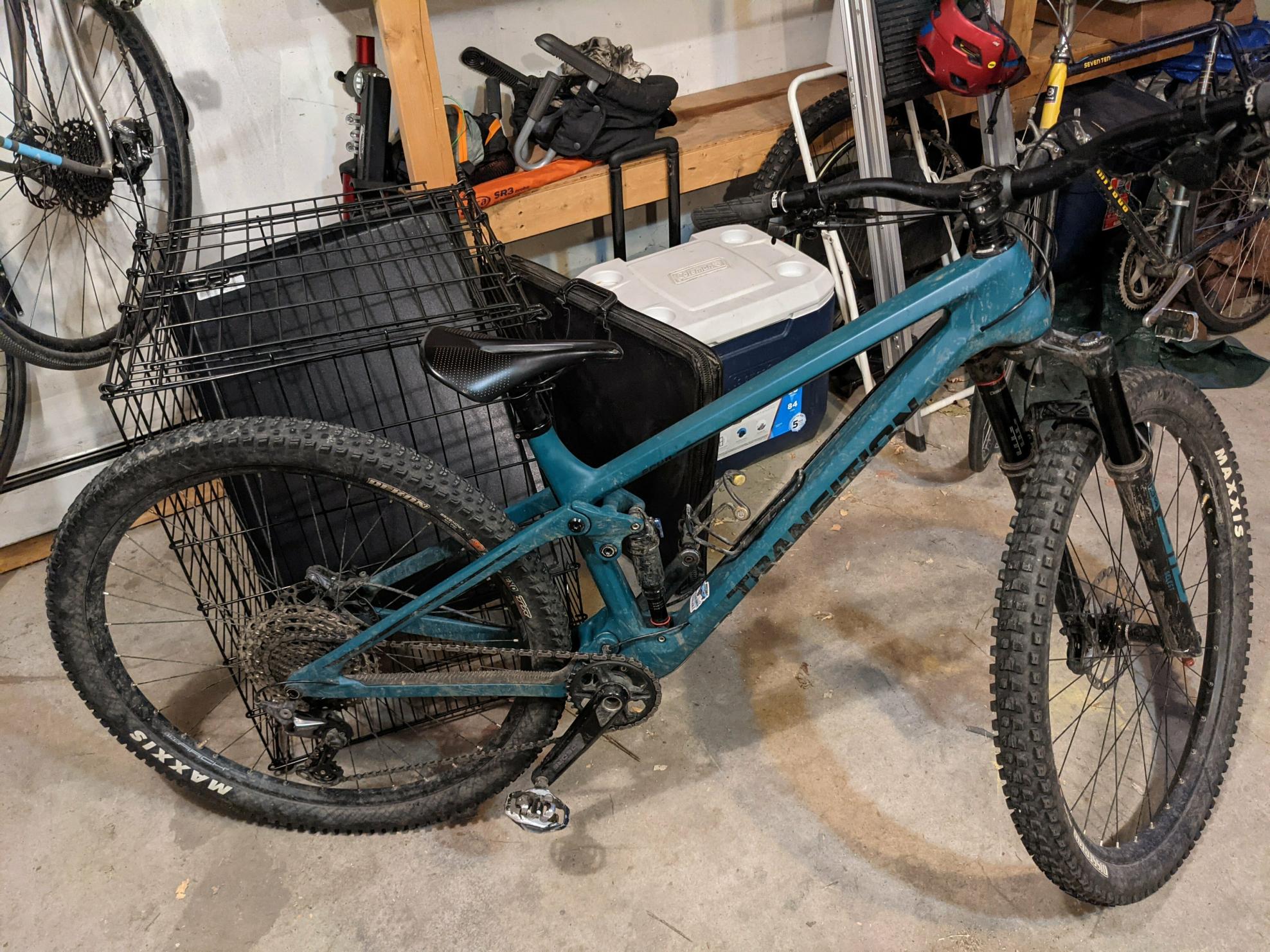 2020 Transition Bikes Spur Green