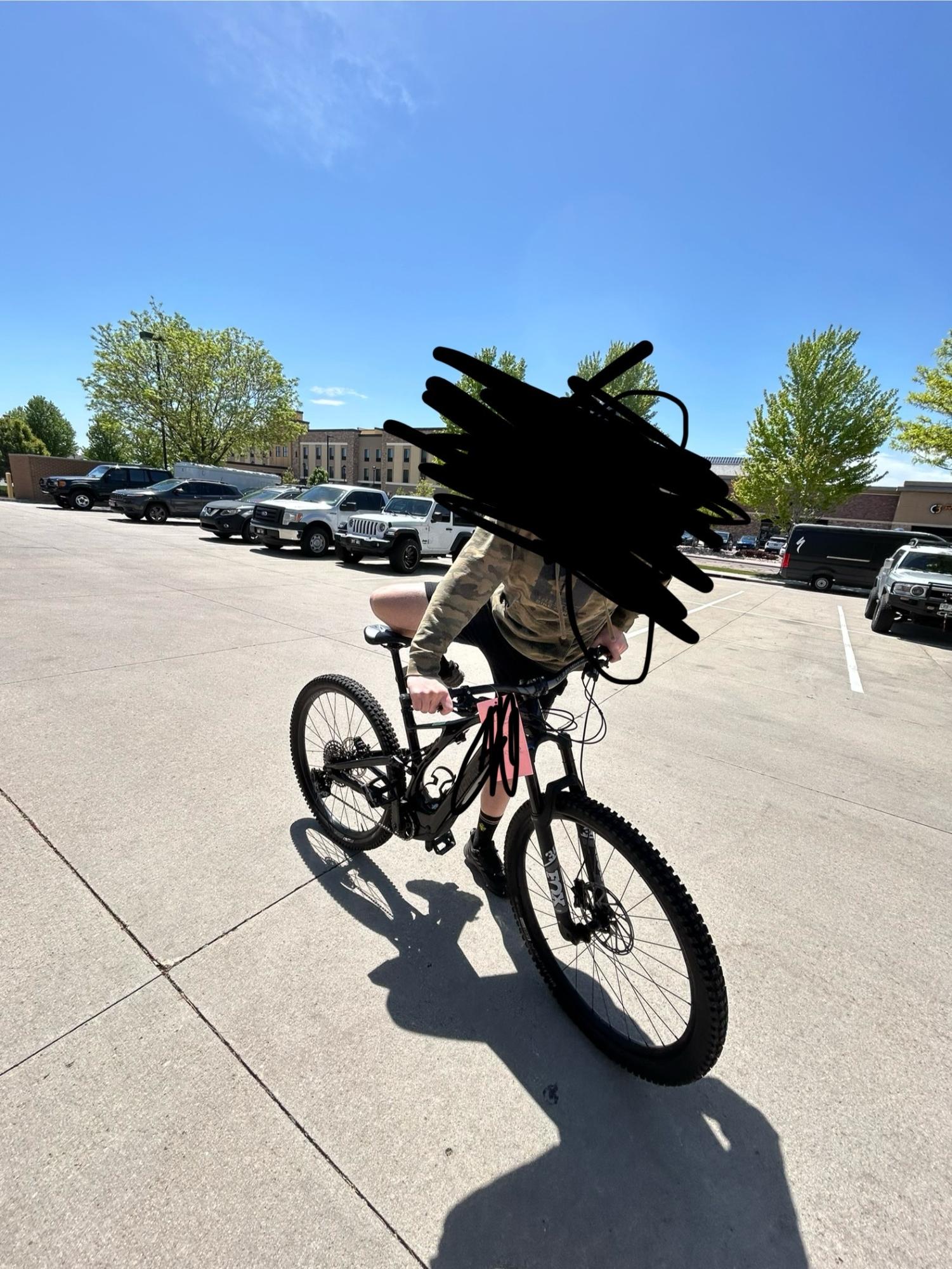 2024 Specialized Levo SL Comp Carbon Black and Yellow or Gold