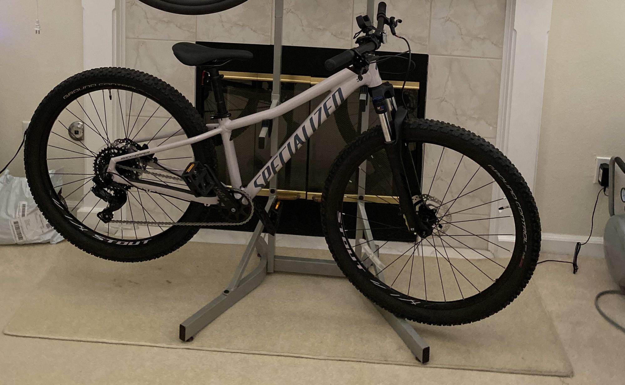 2020 Specialized Rockhopper comp Purple