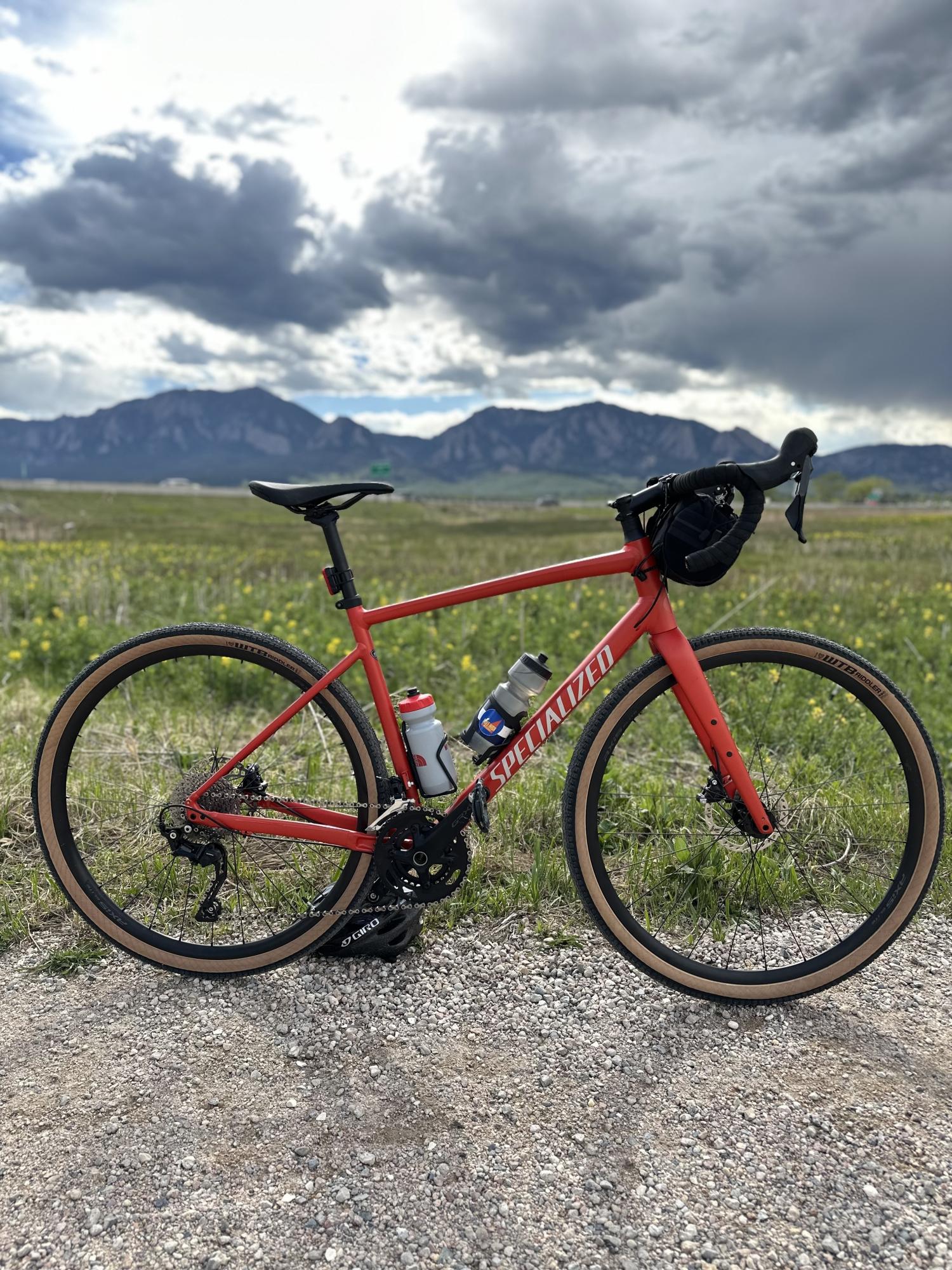 2022 Specialized Diverge Red