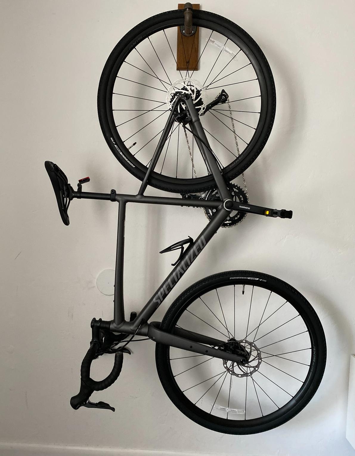 2021 Specialized Diverge E5 Silver, gray or bare metal
