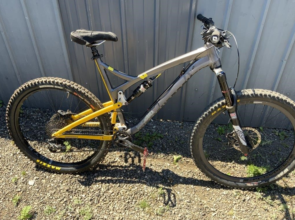 2017 Diamondback Release Silver, gray or bare metal and Yellow or Gold