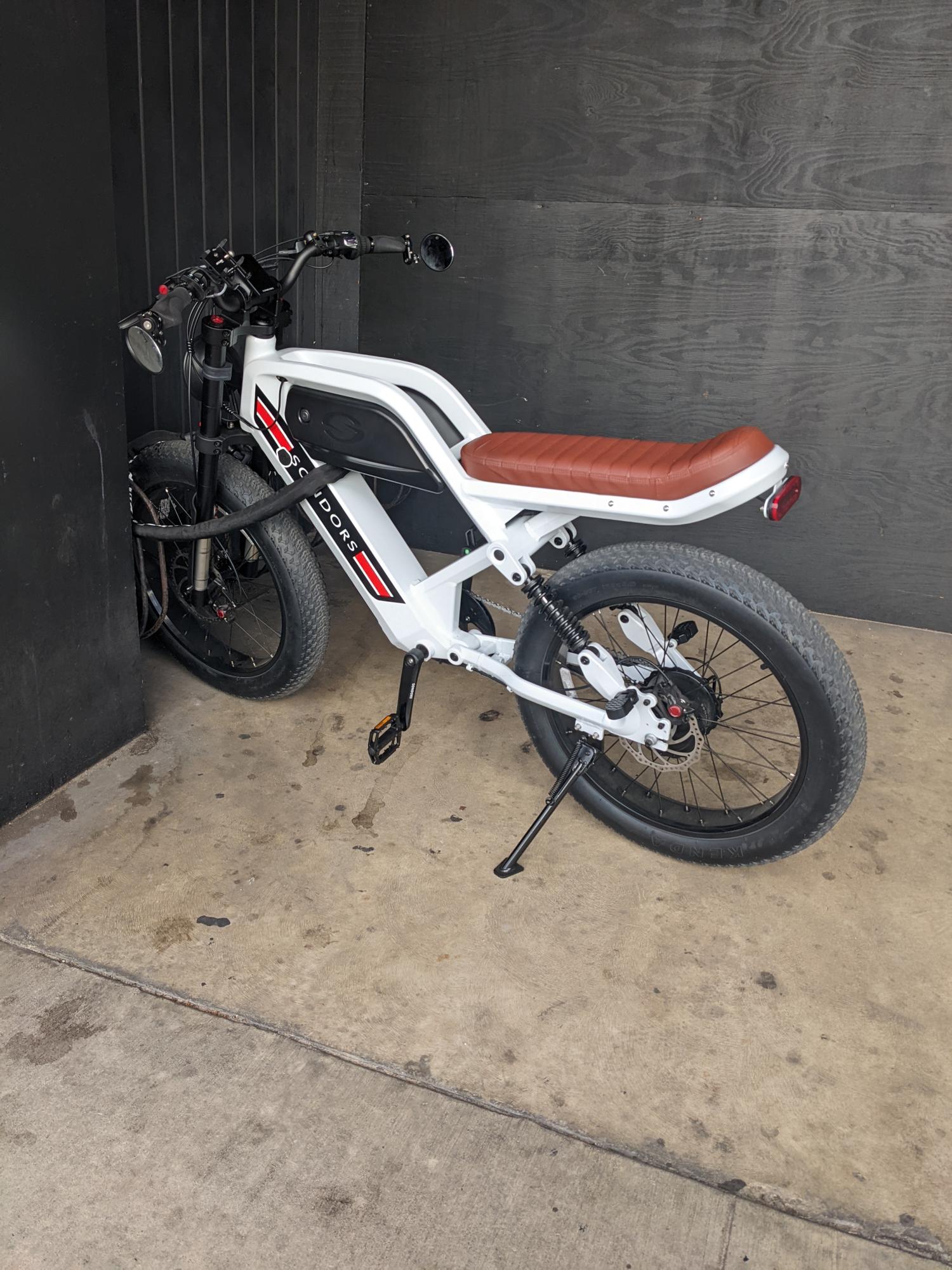 2021 Sondors Madmods White