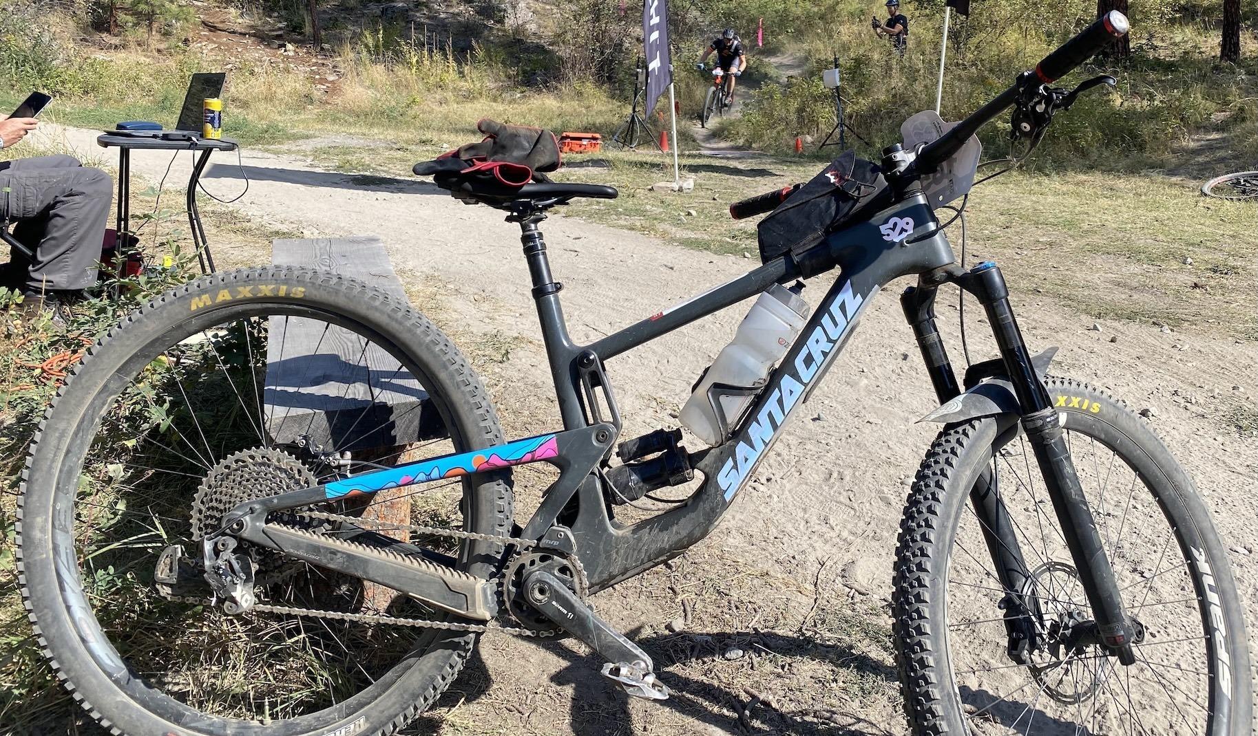 2019 Santa Cruz Megatower Black
