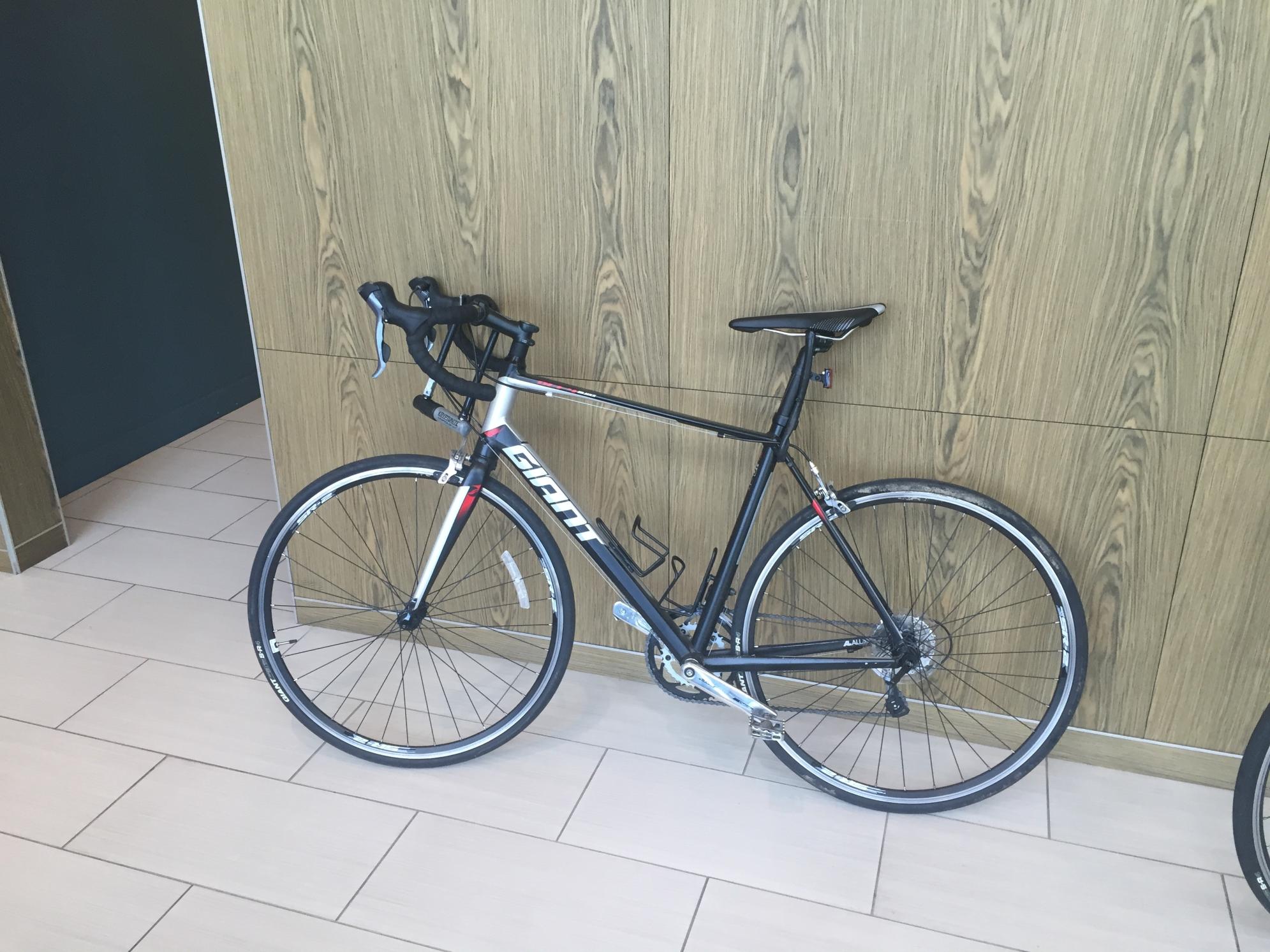 2015 Giant Defy 5 Black and Red