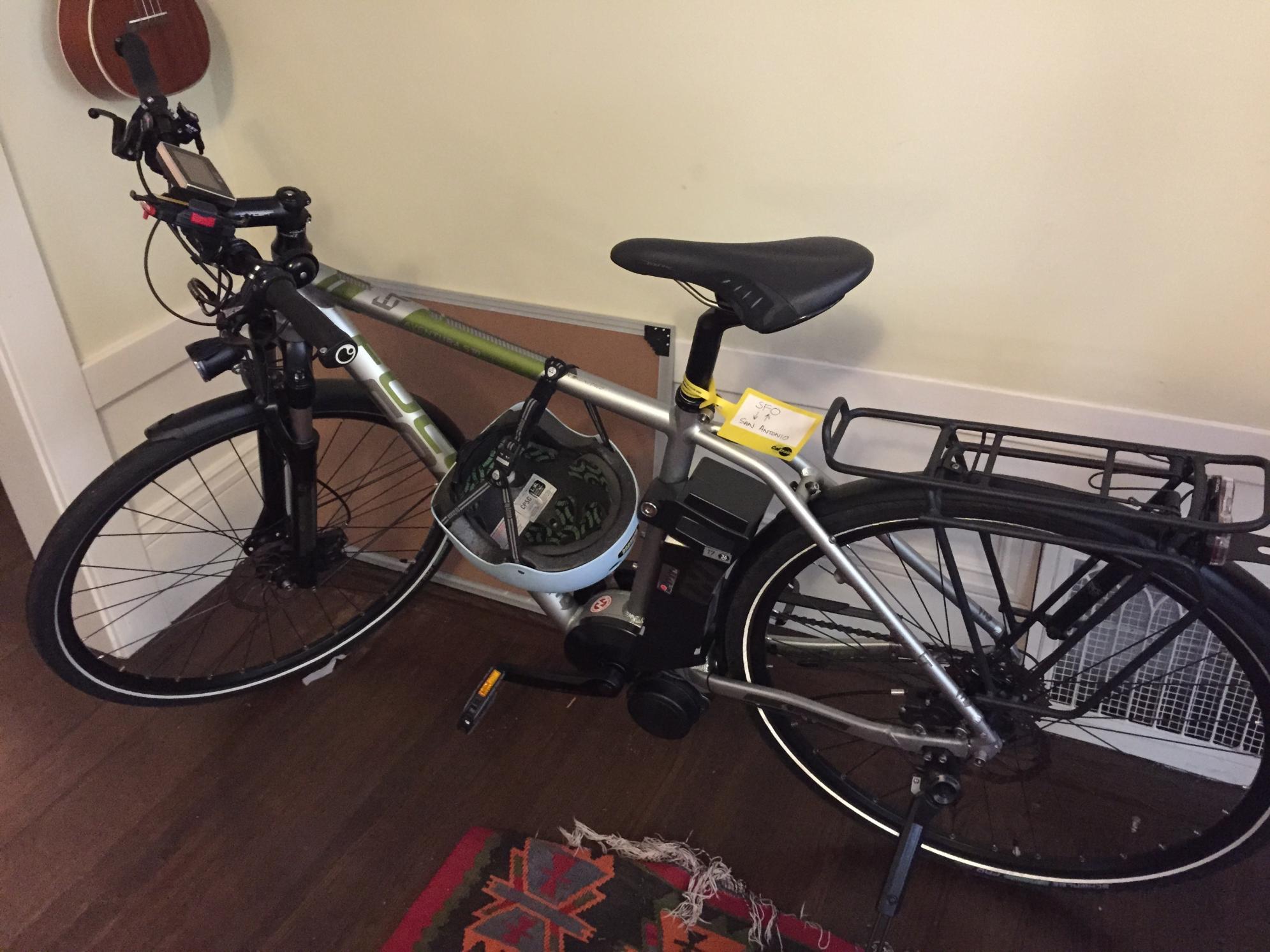 2014 Focus Aventura S1.0 Silver or Gray and Green