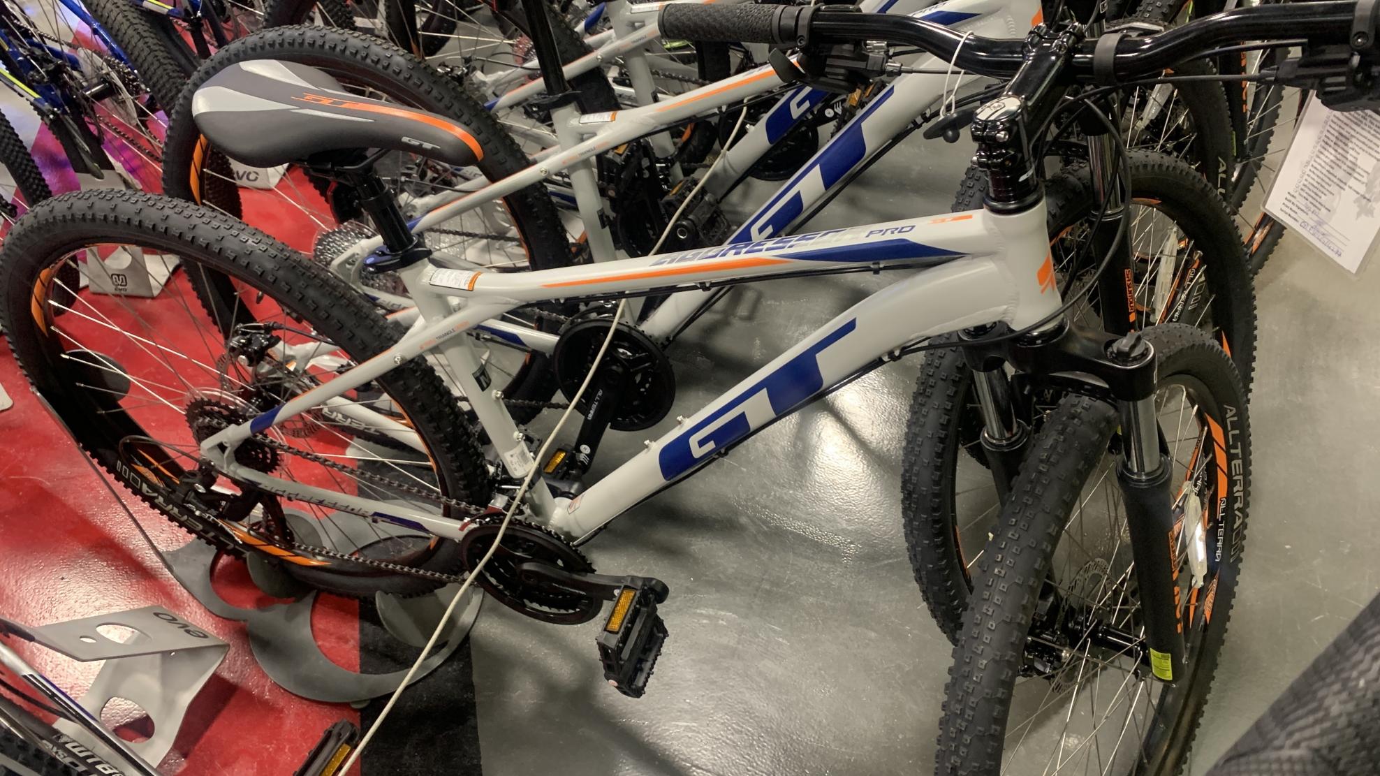 2021 GT Bicycles GT AGGRESSOR PRO (Q121) White