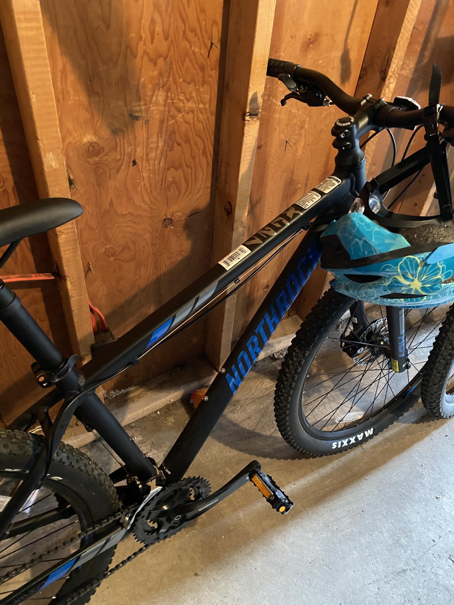 Northrock XCT Suntour Black and Blue