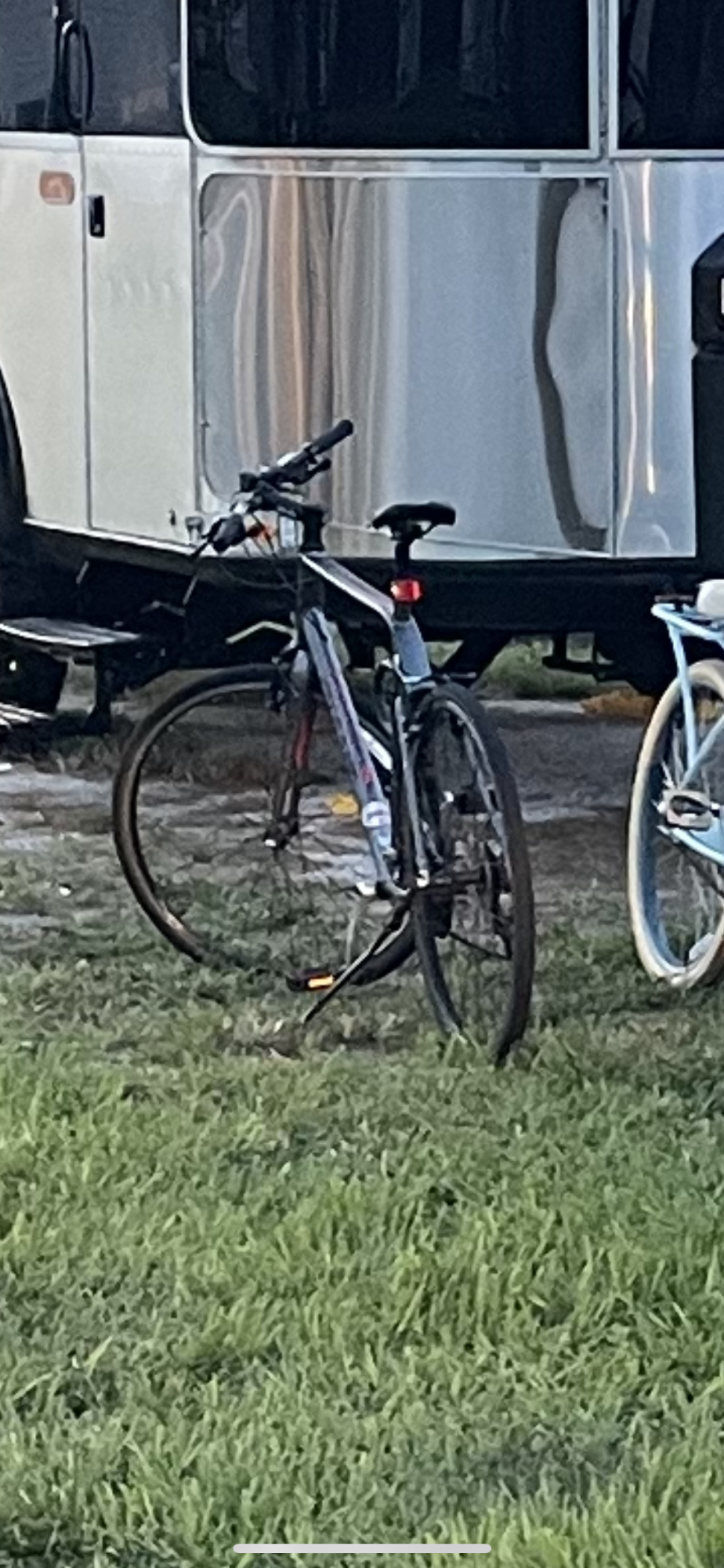 2016 Giant Escape 3 XL Silver, gray or bare metal and Red