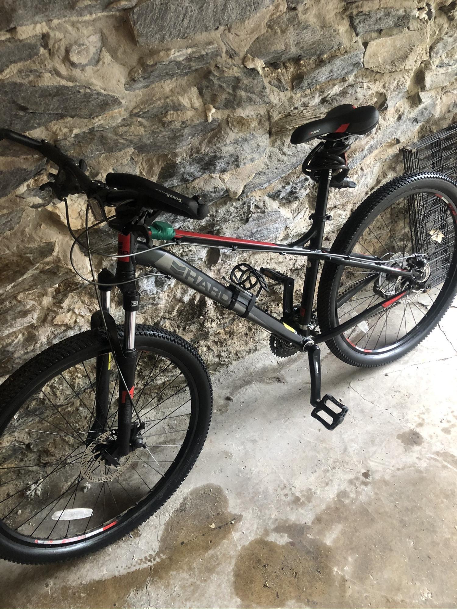 2018 Haro Black