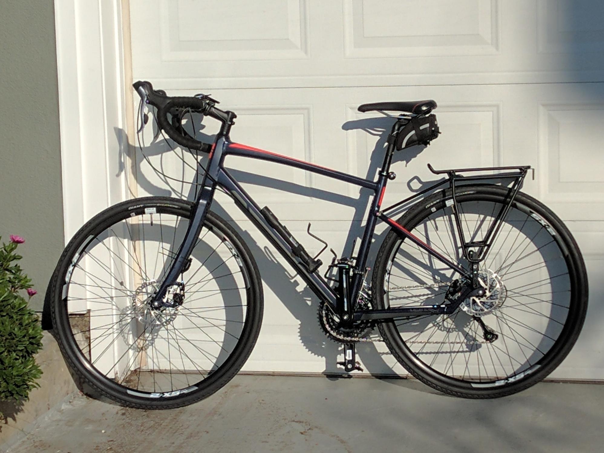 2017 Giant Revolt 3 Black