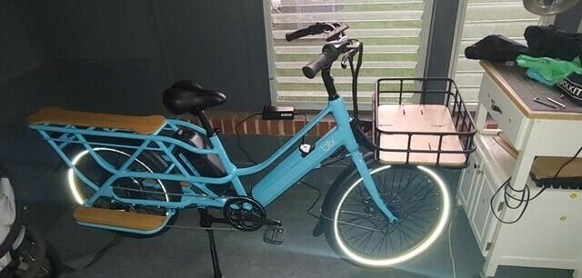 2022 Blix Packa Teal and Blue