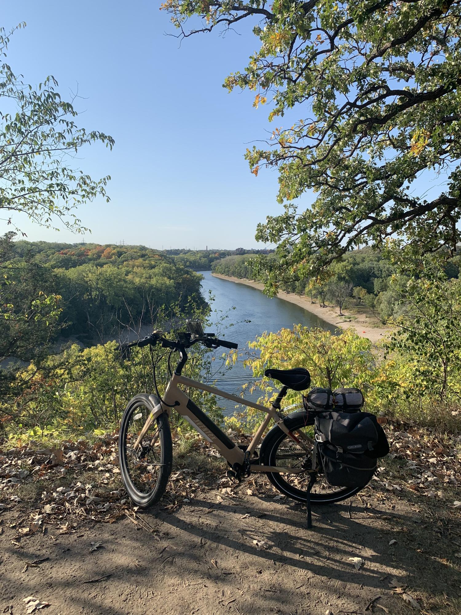 2022 Aventón Pace 500 version 2 Brown