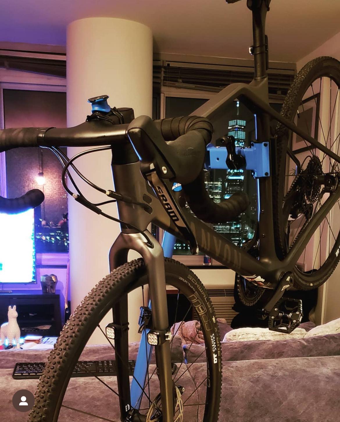 2018 Canyon bicycles Inflite CF SLX 8.0 Pro Race Silver, gray or bare metal