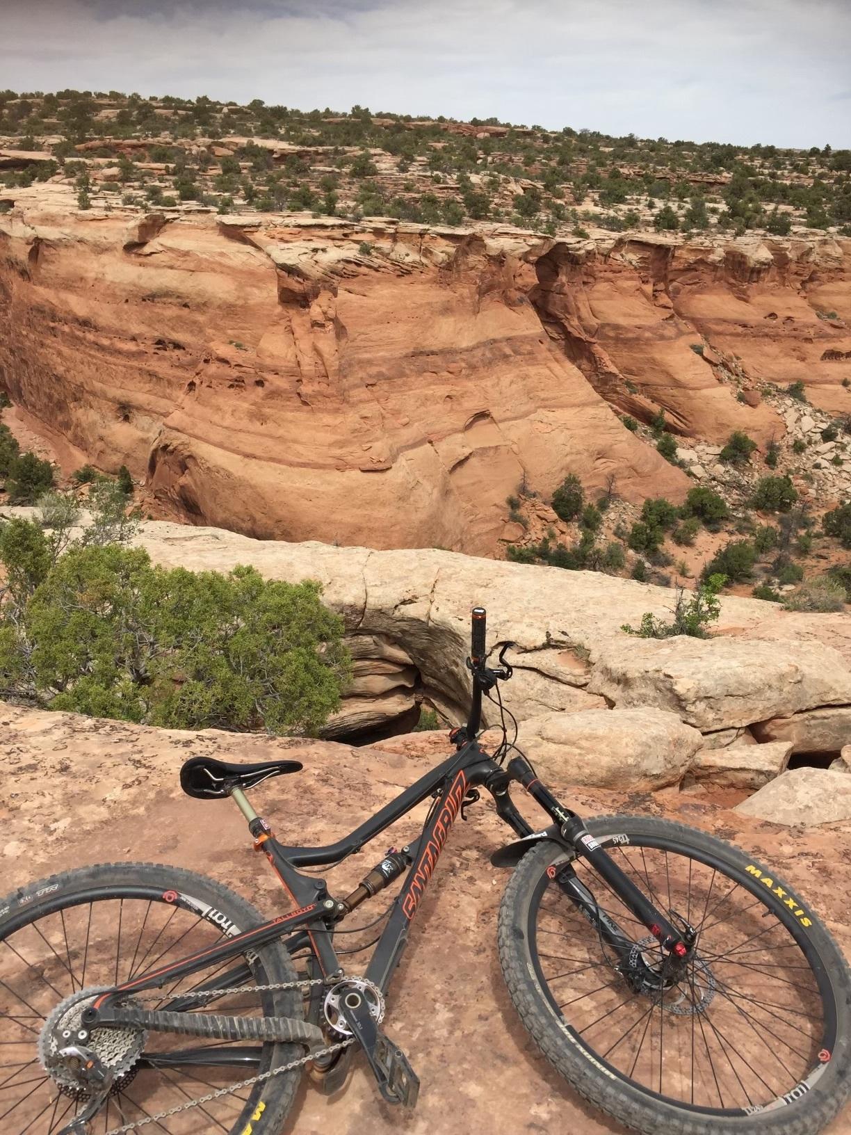 2012 Santa Cruz Tallboy LT Carbon Black and Orange
