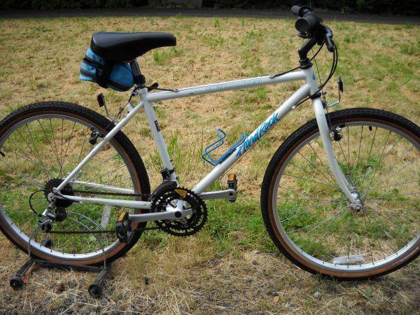 1991 Specialized Hardrock Cruz White