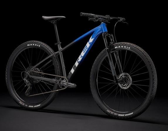 2022 Trek Marlin 8 Black and Blue
