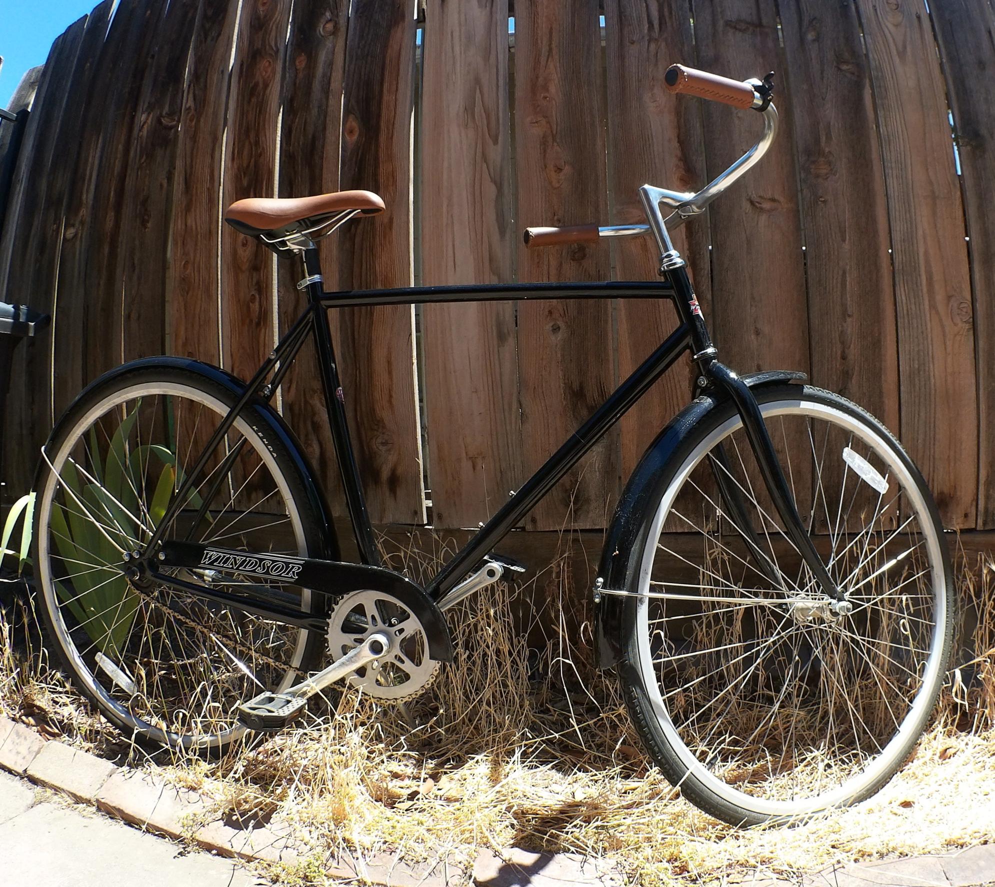 2016 Windsor Essex Black