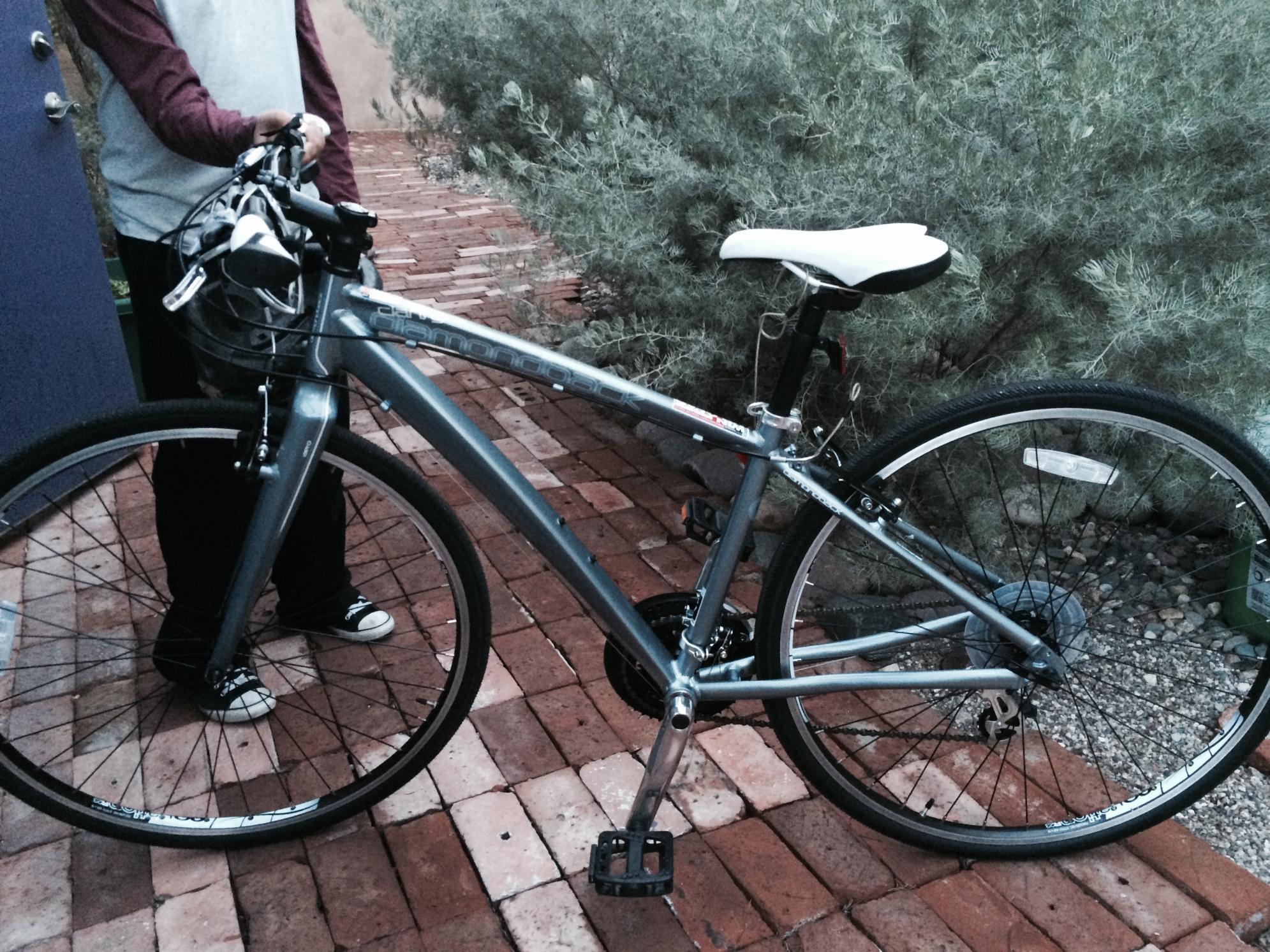 2014 Diamondback Clarity   Silver or Gray