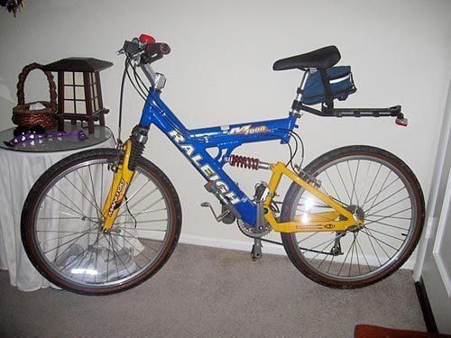 1998 Raleigh M7000  Black