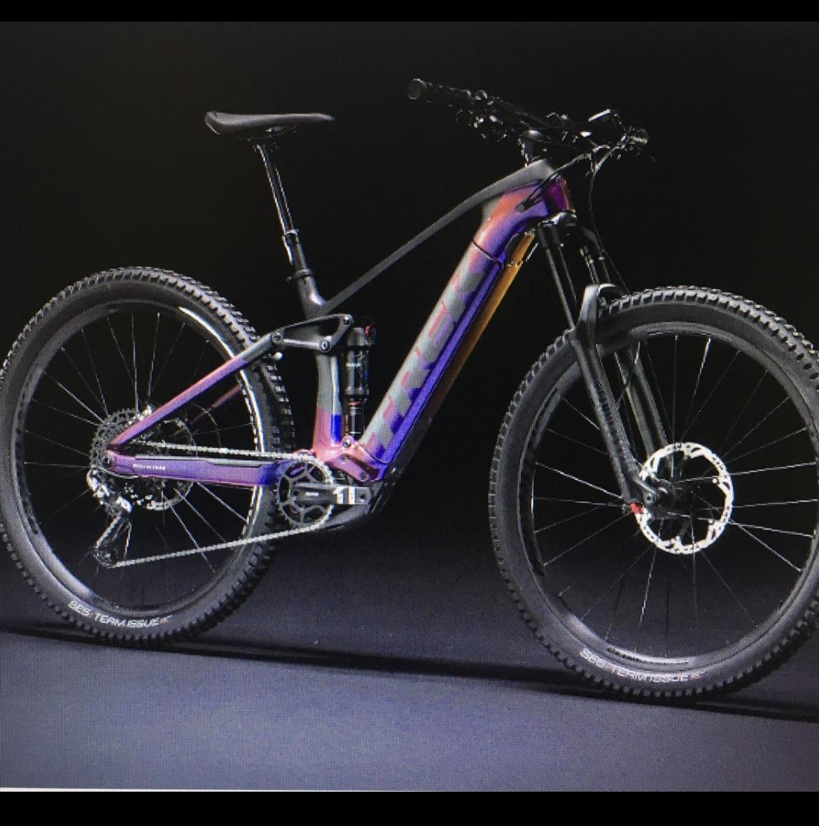 2020 Trek trek Black