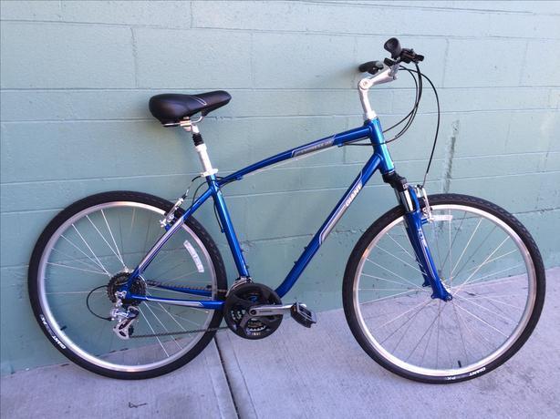 2015 Giant Cypress DX Blue