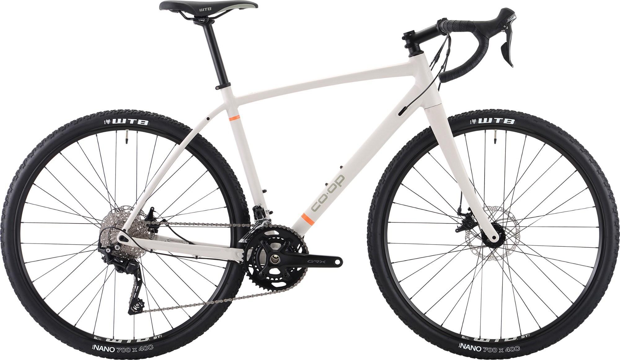 2022 REI ADV 2.2 White