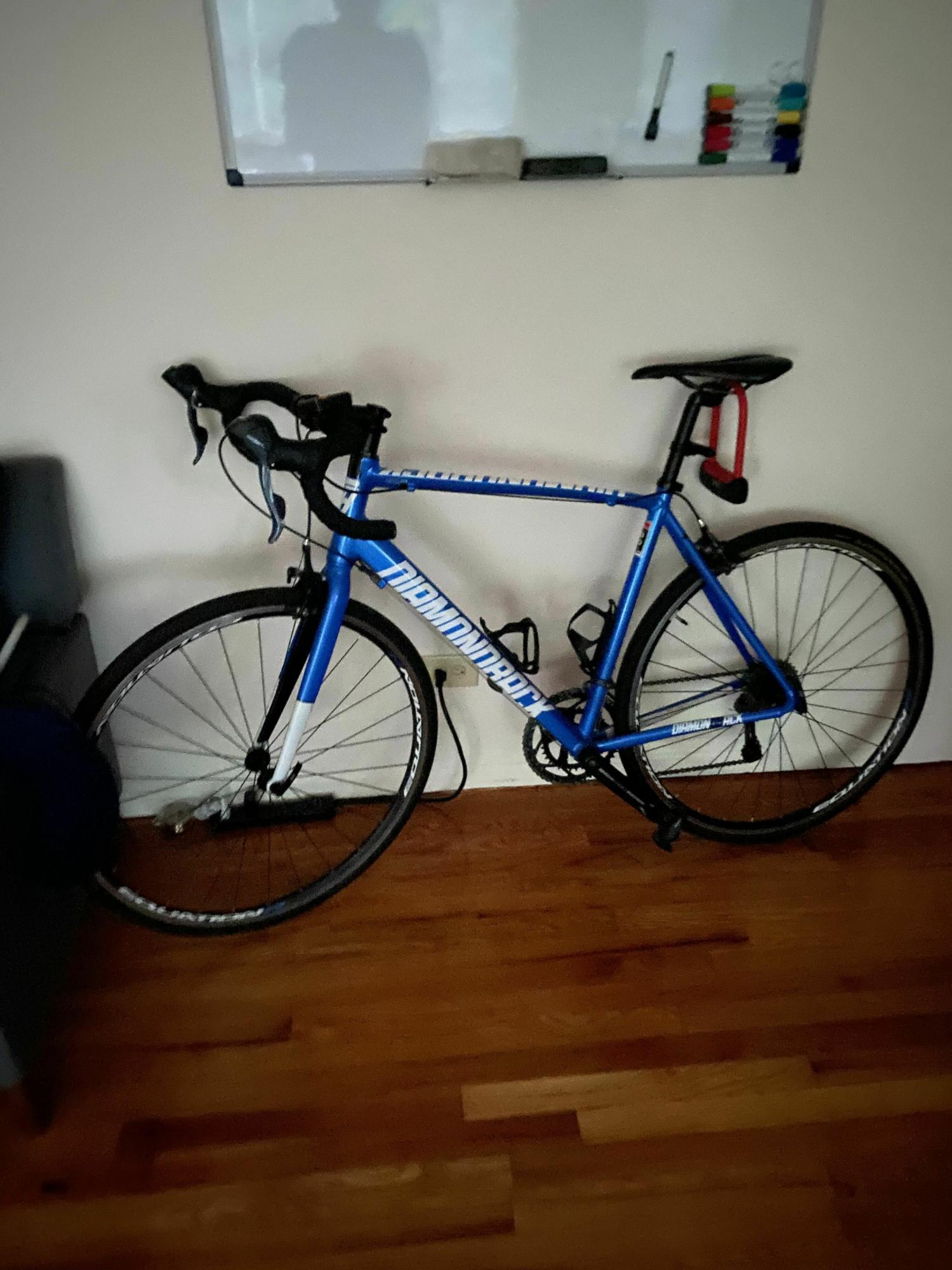 2017 Diamondback Century Sport Blue