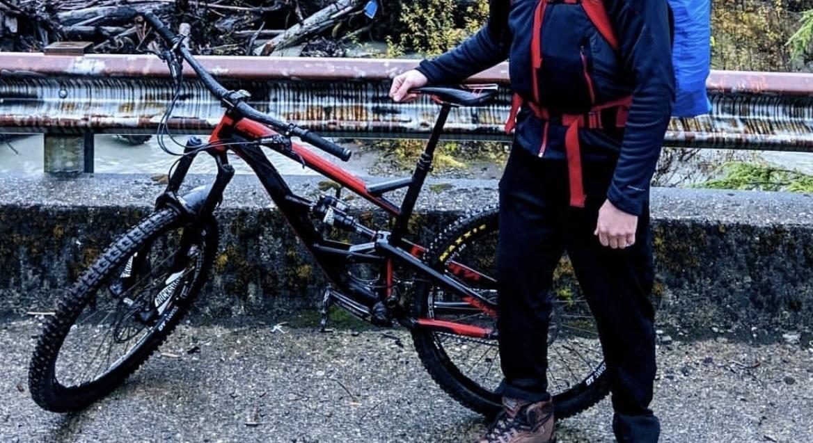 2017 YT Capra Black and Red