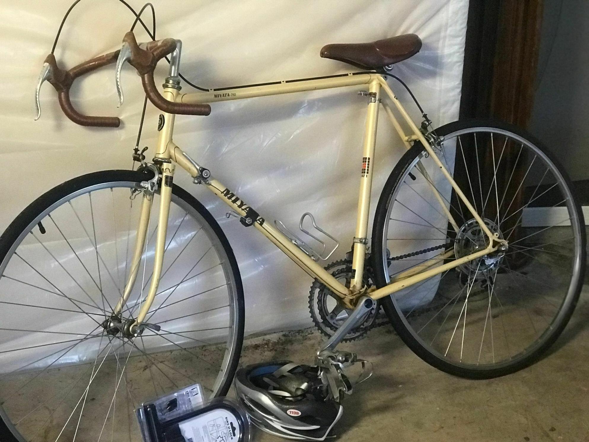 2023 Miyata 710 Yellow or Gold