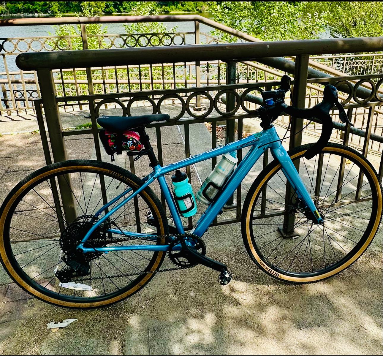 2022 Cannondale Topstone 4 Blue