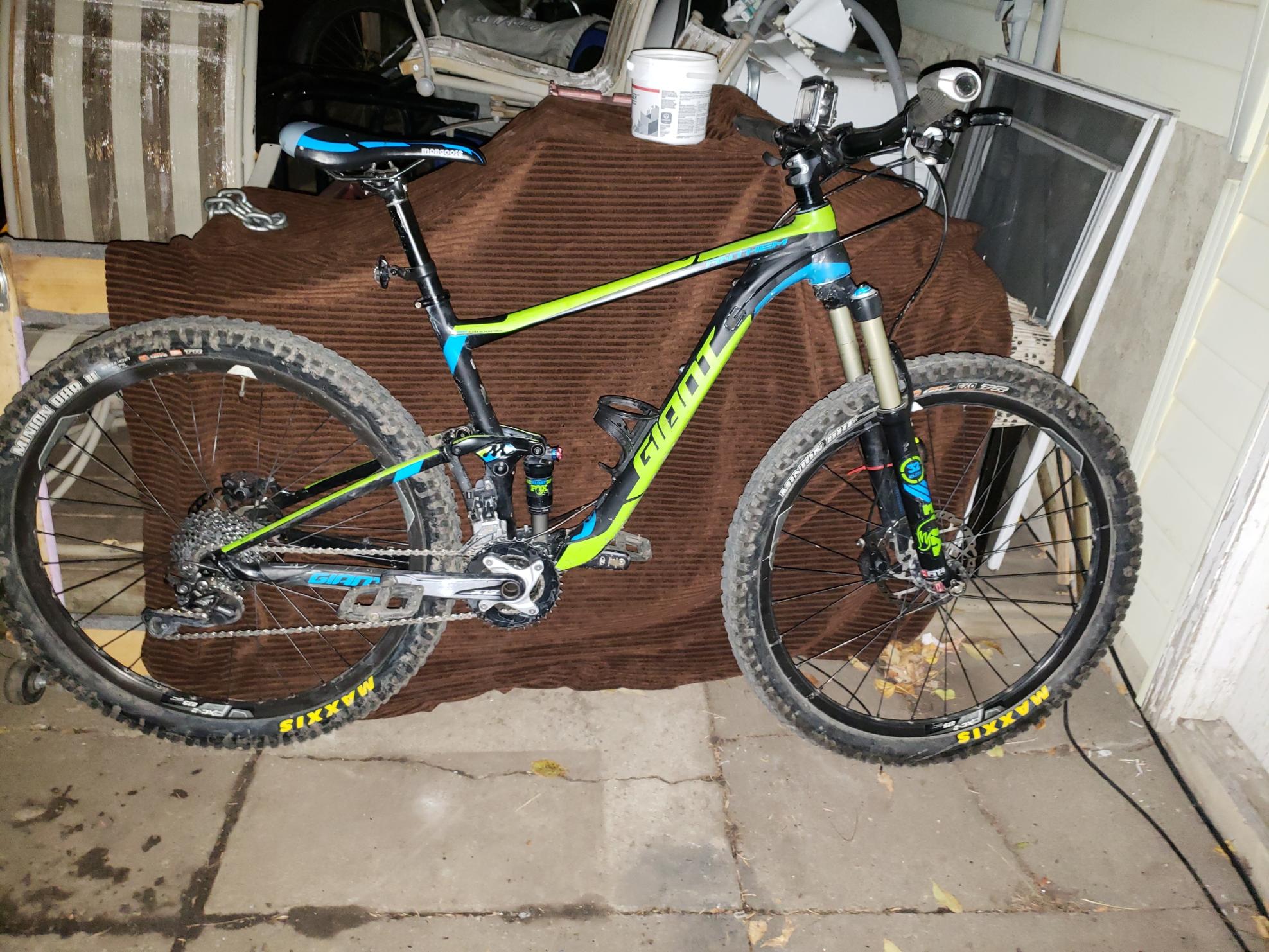 2019 Giant Full Suspention Black, Green, and Blue