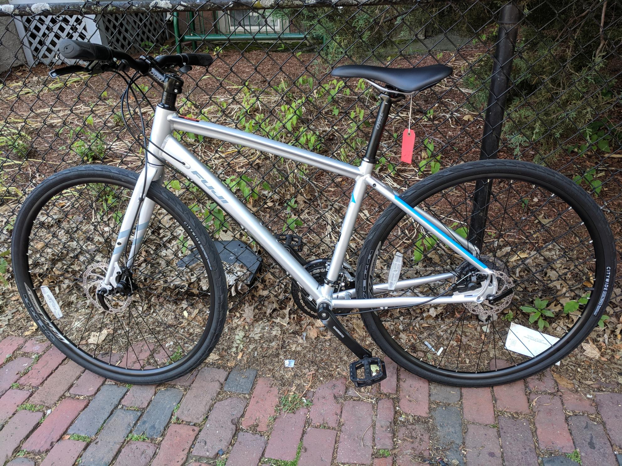 2018 Fuji Absolute 1.9 Silver, gray or bare metal