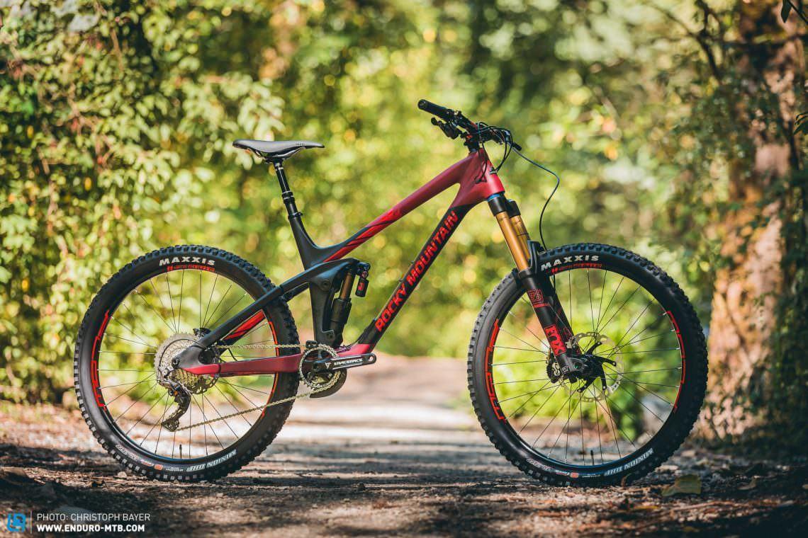 2017 Rocky Mountain Bicycles Slayer Red and Black