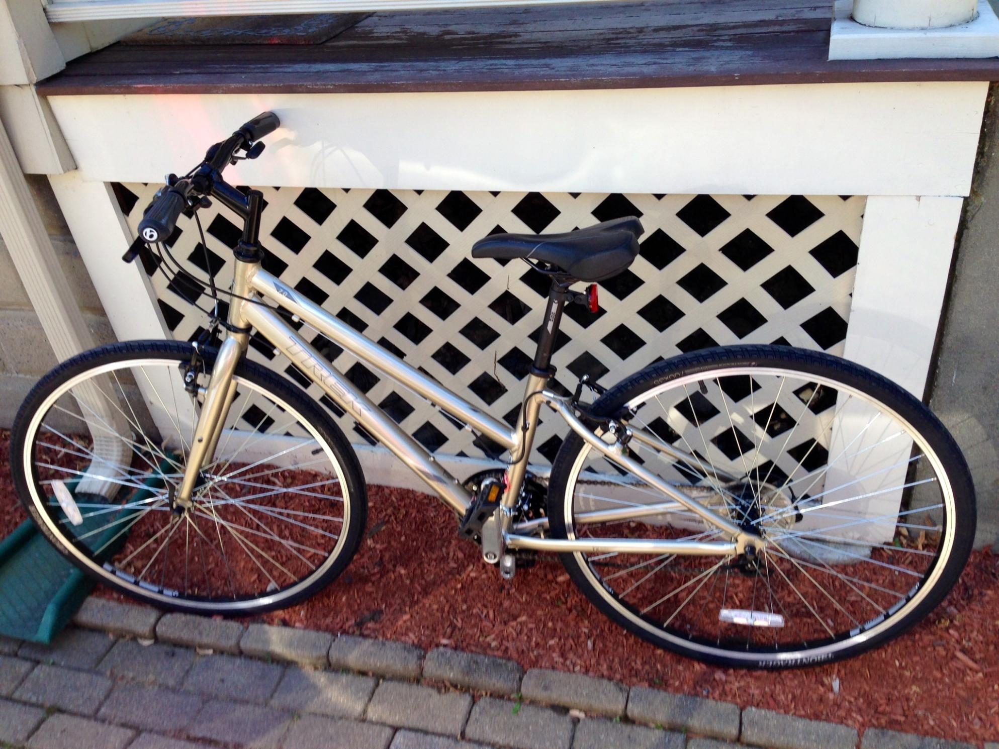 2014 Trek 7.0 FX Stagger  Yellow or Gold