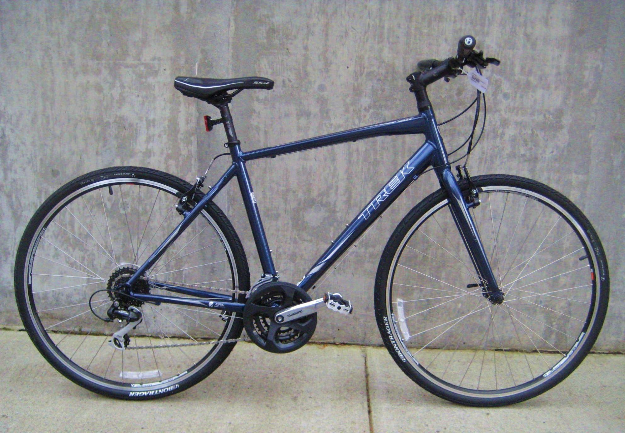 2014 Trek 7.2 FX Disc  Blue