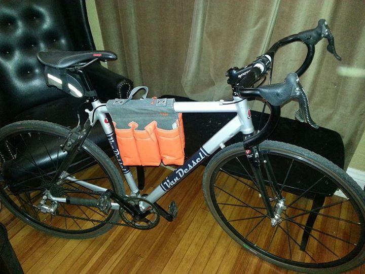 Van Dessel Gin & Trombones  Black