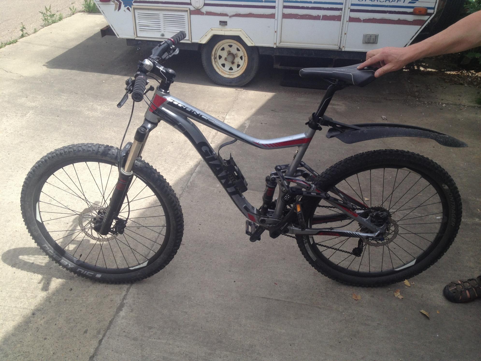 Giant Tranee Silver or Gray