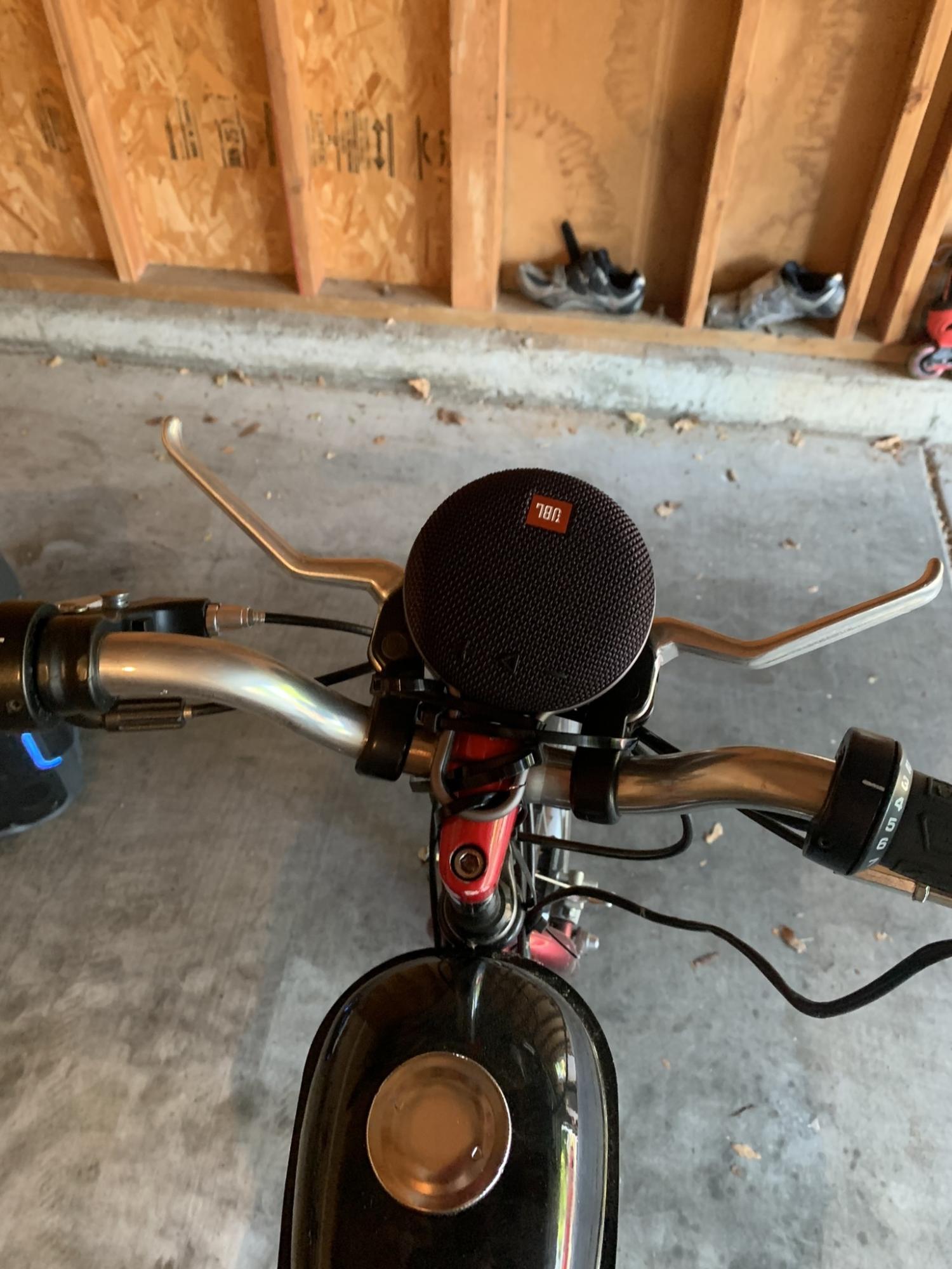 Trek Multitrack 720, Motorized with two st... Brown and Red