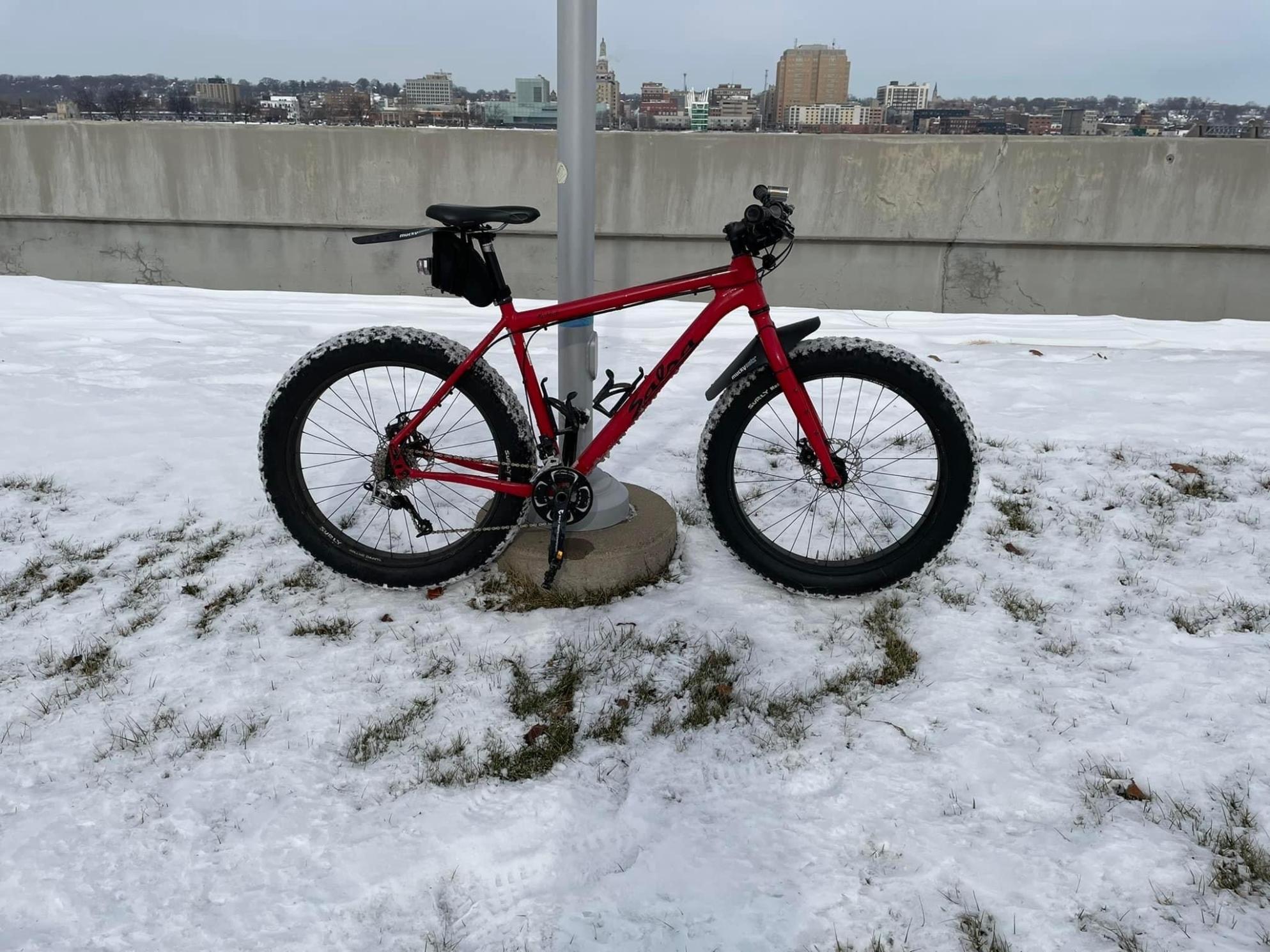 2015 Salsa Mukluk Red