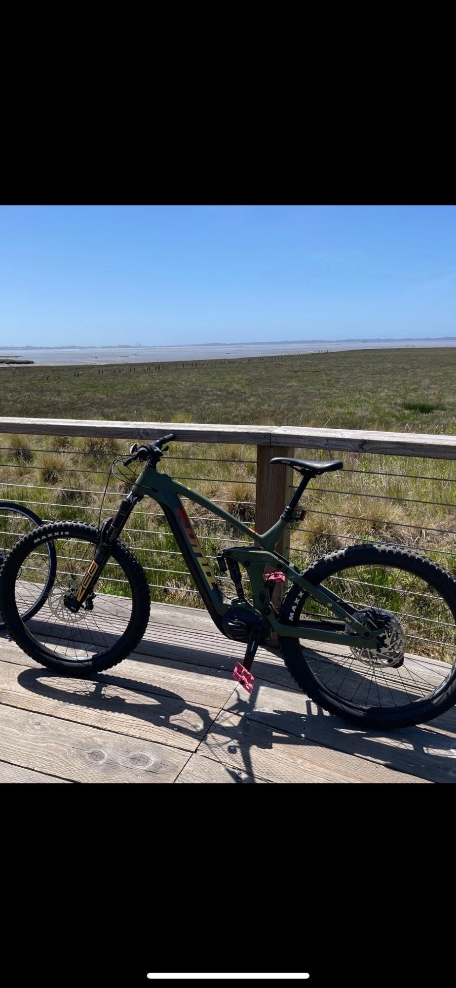 2022 Kona Remote 160 LG Green