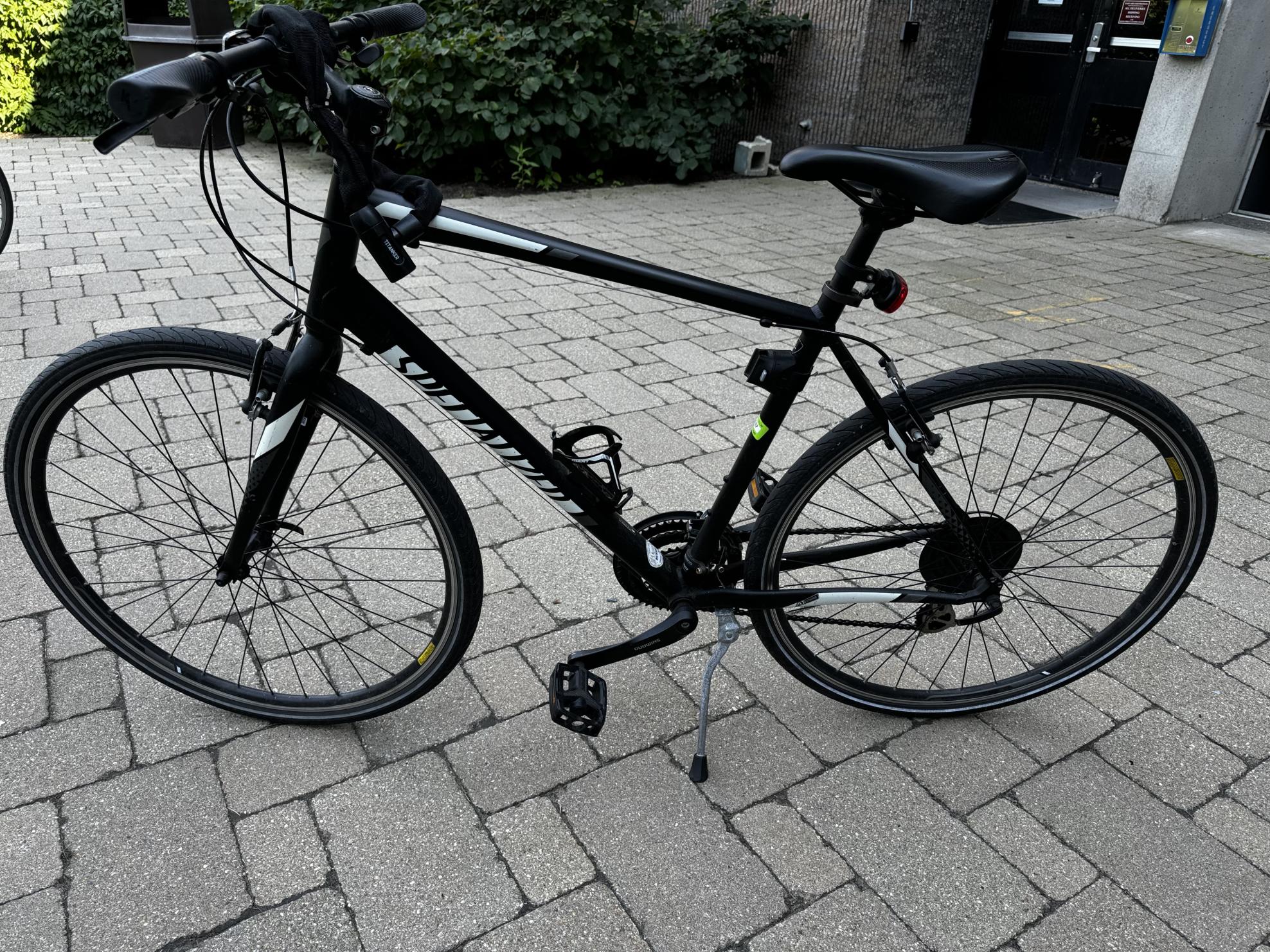 2017 Specialized Sirrus Black