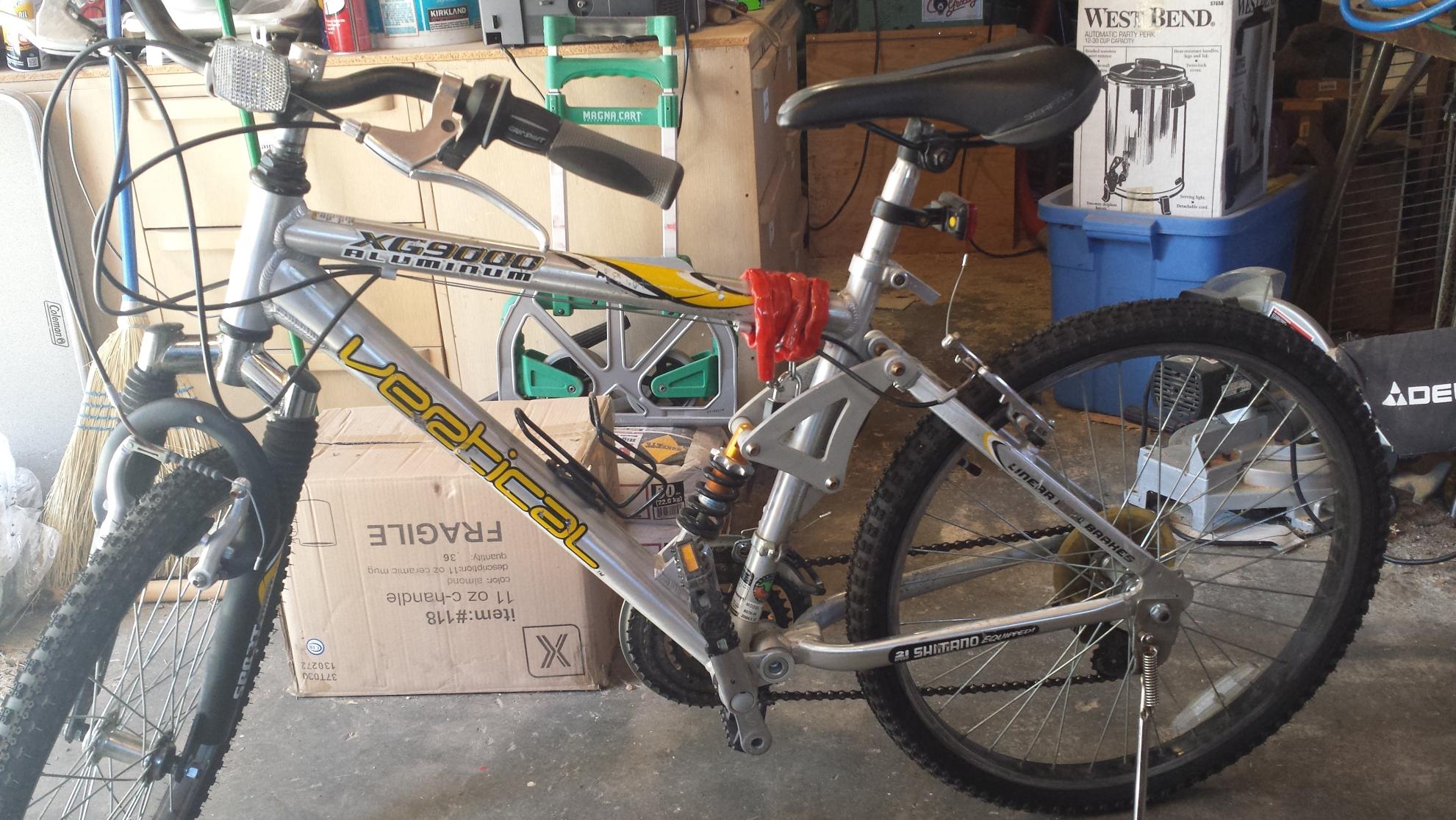 2004 Vertical XG9000 Aluiminum Silver or Gray