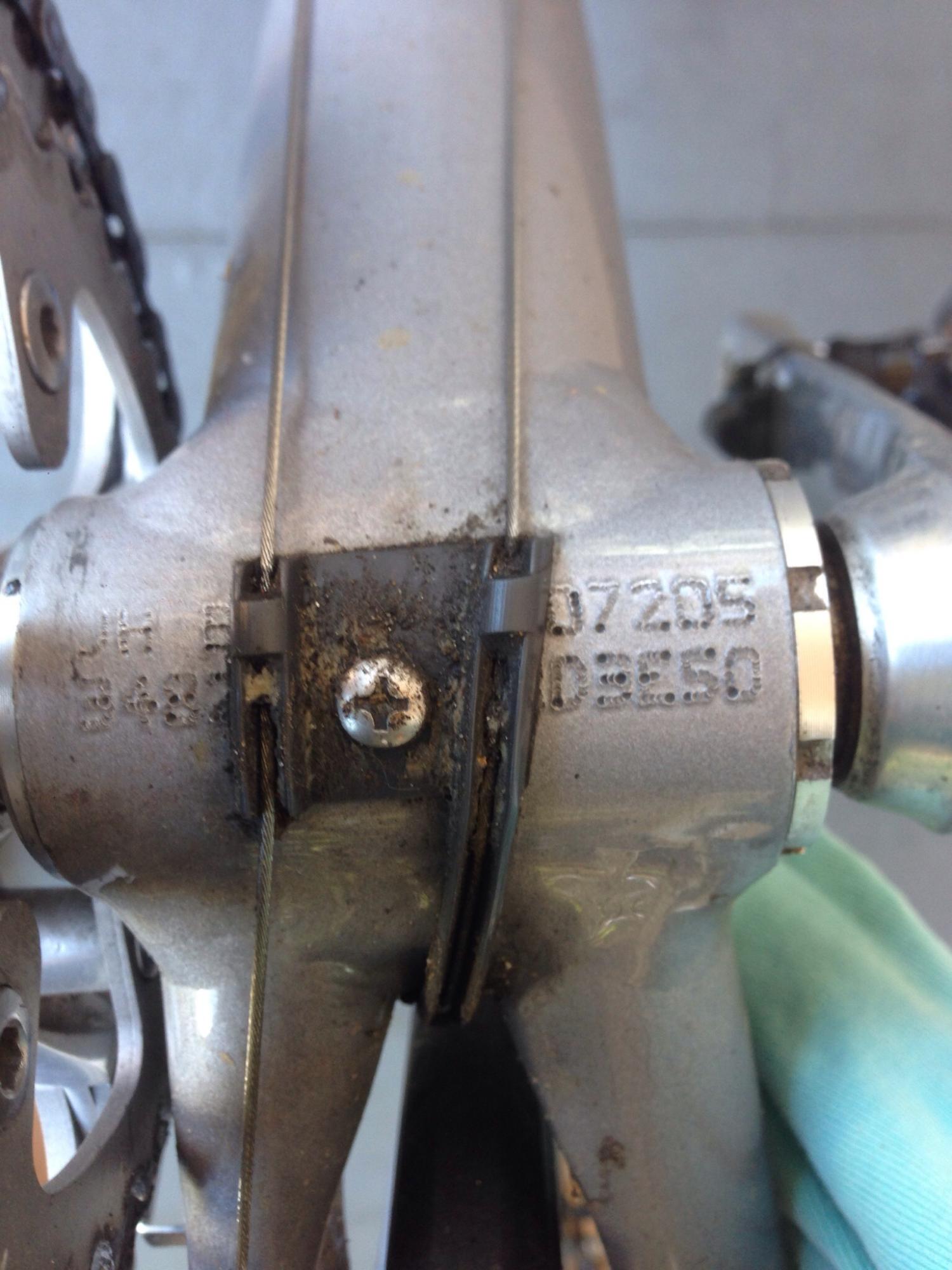 2000 Cannondale R1000 Silver or Gray and Blue