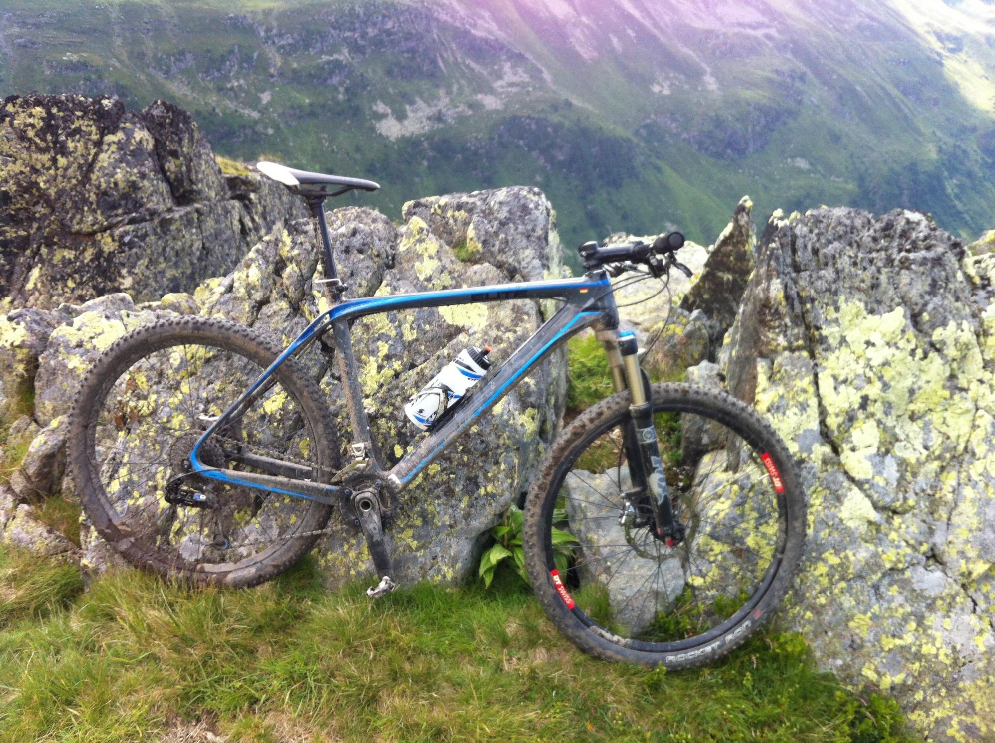 2014 Cube Elite Super HPC Pro tall bike Blue and Black