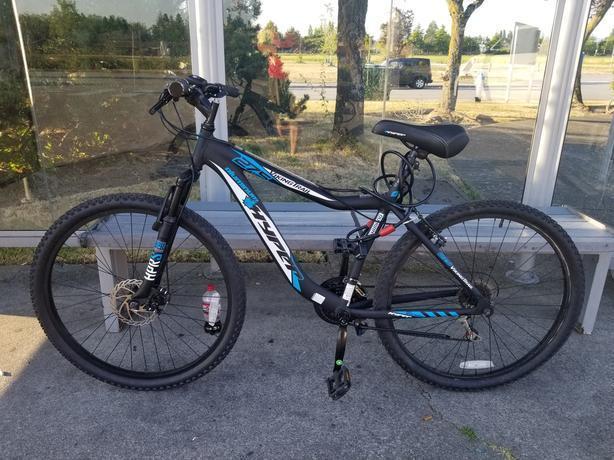 Hyper Mountain bike Black, White, and Blue